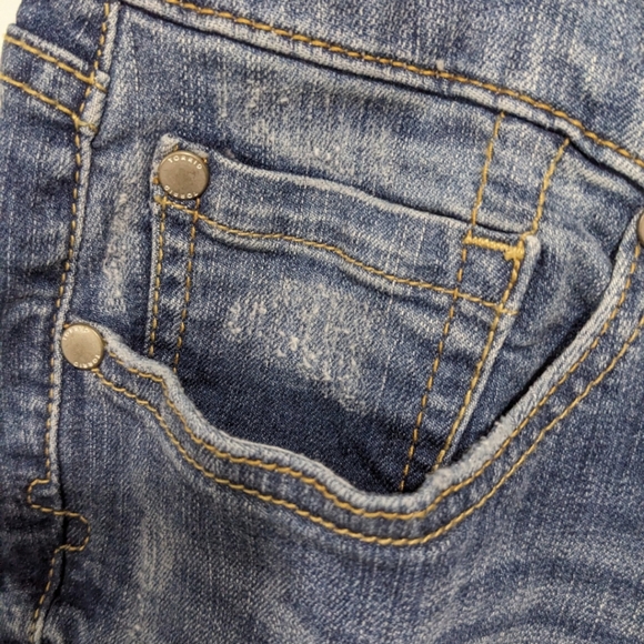 Torrid 18 Crop Skinny Jeans Lace Cuff - Picture 5 of 16